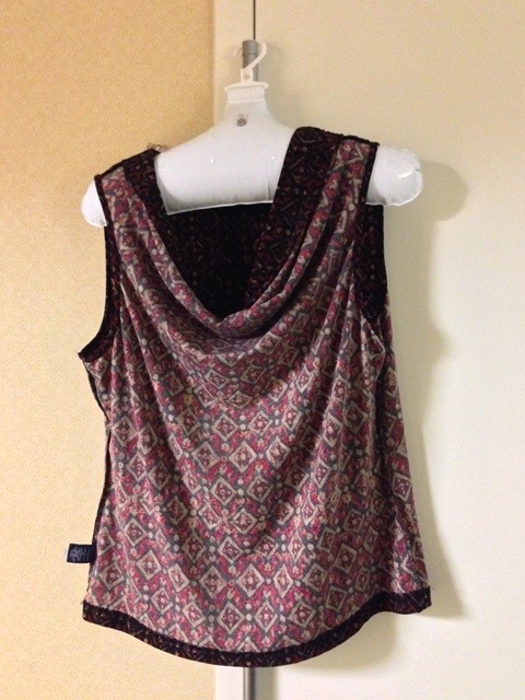 hand the garment up where there is good air circulation.