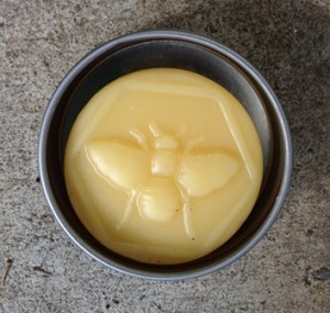 Bee bar does not melt in the sun